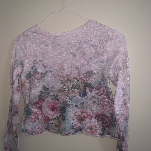 Cropped T-shirt from Gaze USA. - Picture 1 of 3